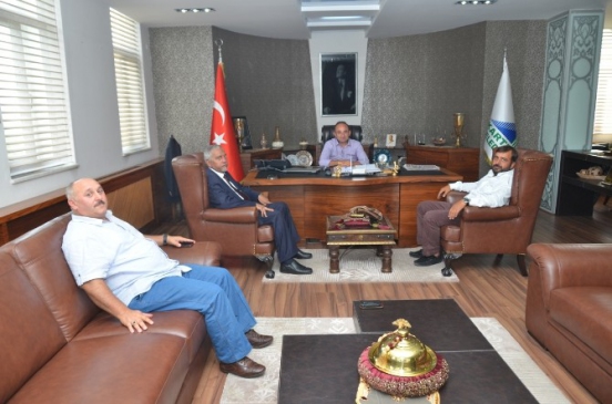 Başkan Üzülmez: ‘Yatırımcılarımızın önünü açıyoruz’