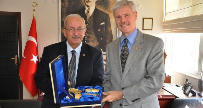 ABD İstanbul Başakonsolosu’ndan Başkan Albayrak’a ziyaret