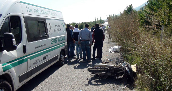 Otomobil motosikletle çarpıştı: 1 ölü