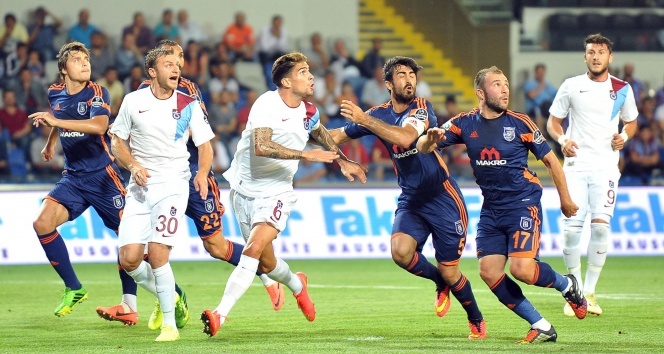 İstanbul Başakşehir Trabzonspor ile 1-1 berabere kaldı