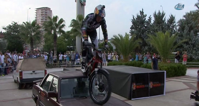 Dünyaca ünlü trialciden muhteşem şov