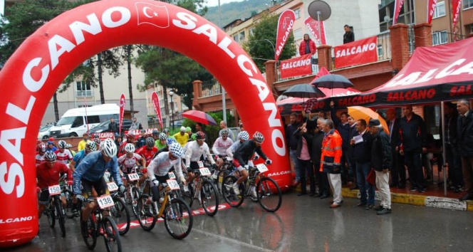 Dağ Bisikleti Yenice Kupası yarışları yapıldı