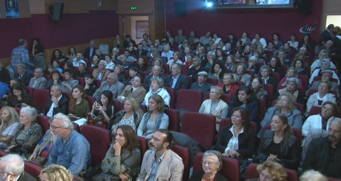 Ünlü şair Fazıl Hüsnü Dağlarca şiirleri ile anıldı