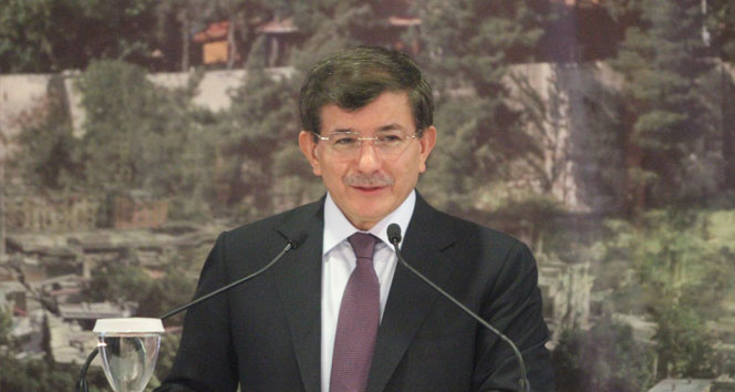Başbakan Davutoğlu Konya Tropikal Kelebek Bahçesi&#039;ni açtı