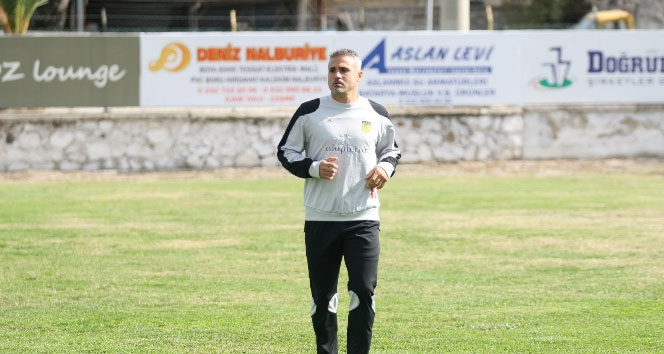 Mustafa Kocabey: &#039;Burak, Sow ve Emenike golcü değil&#039;