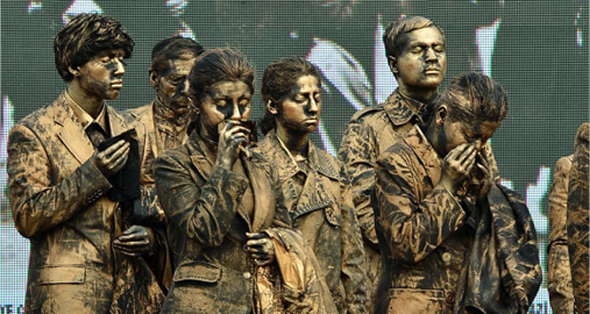 Vasıf Çınar'da anlamlı sergi