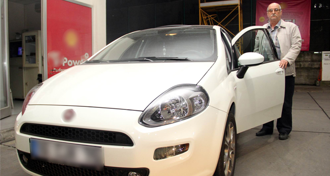 Sıfır aldığı otomobilin 5 ayrı hasarı çıktı