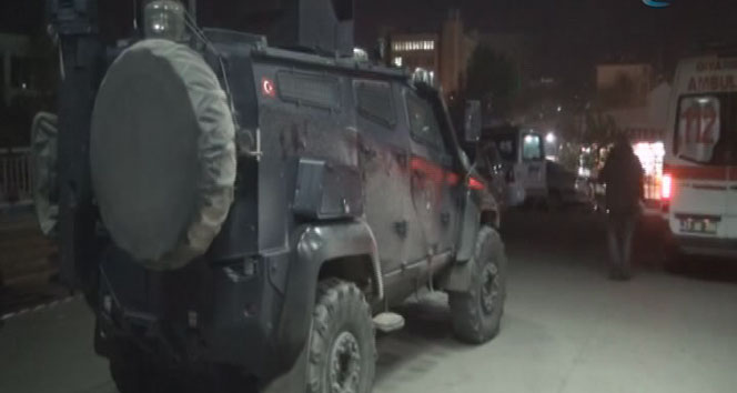 Diyarbakır&#039;da polise silahlı saldırı