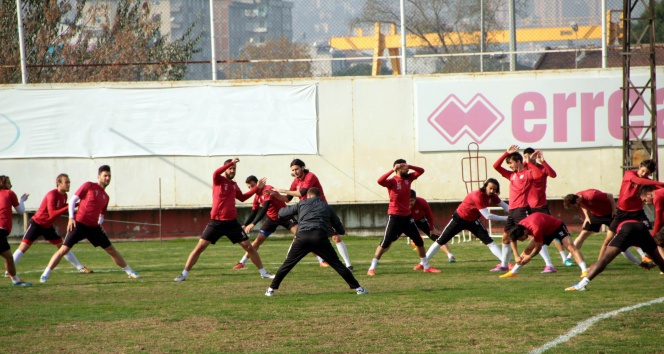Samsunspor derbi maçına hazırlanıyor