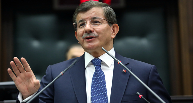 Başbakan Davutoğlu Trabzon’dan ayrıldı
