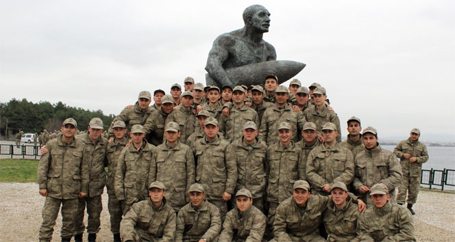 Seyit Onbaşı’ya 75 yıl sonra ilk tören