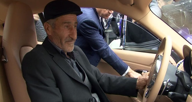 Porsche kazanan çiftçinin ilginç tepkisi: 'Tıngırdatma'