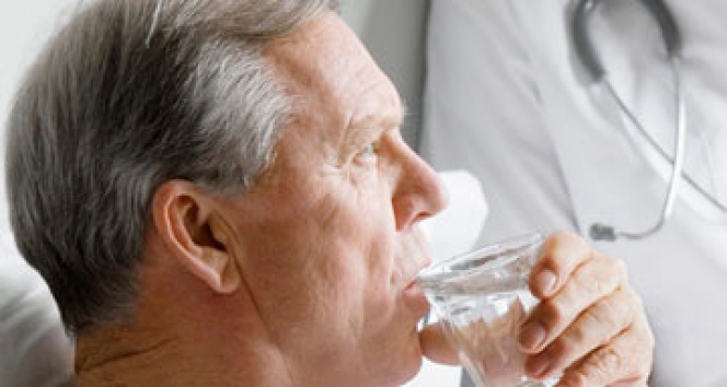 Ağız kuruluğu ve bol su içme isteği olanlar dikkat!