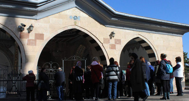 Başbakan istedi, Hacı Bektaş-ı Veli türbesine giriş ücreti kalktı