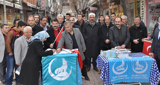 Uygur Türkleri için imza kampanyası