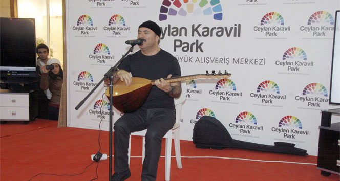 Hozan Beşir, Ceylan Karavil Park’ta konser verdi