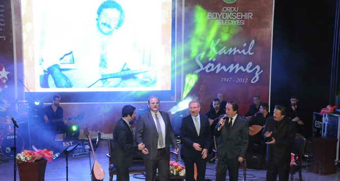 Kamil Sönmez anıldı