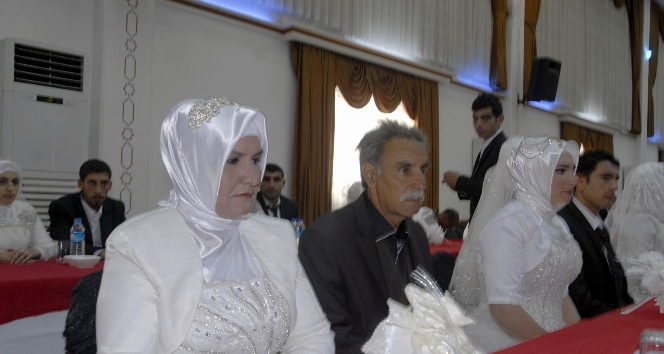 Diyarbakır’da Romanlar düğünü