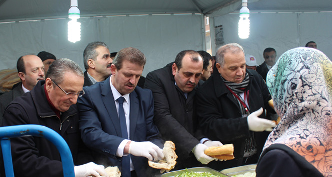 Gaziosmanpaşa’da 10 ton hamsi ikramı