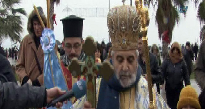 Apostol: 'Eğer yeni kilise yapılacaksa hayırlısı olsun’