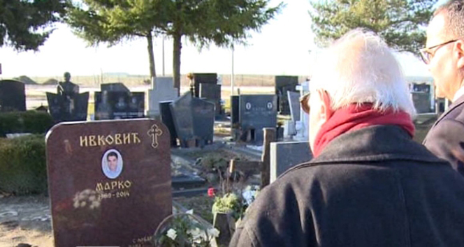 Yarsuvat Sırp taraftarın mezarını ziyaret etti