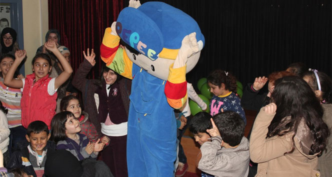 Savaşın çocukları Başakşehir’e misafir oldu