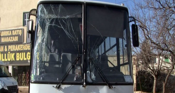 Polis okulu öğrencilerini taşıyan otobüs kazası: 5 yaralı