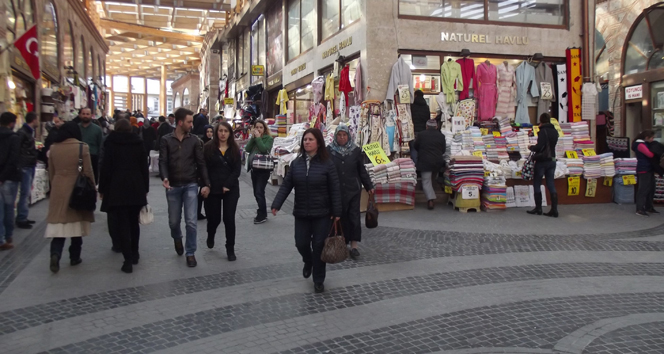 Göz nuru dolu sandık: Çeyiz sandığı