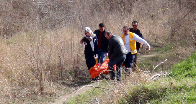 Aracı yakılan kadının cesedi dere kenarında bulundu
