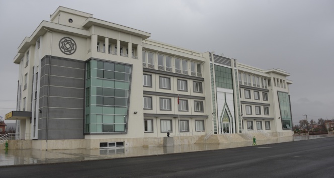 Tahir Büyükkörükçü Anadolu İmam Hatip Lisesi açılıyor