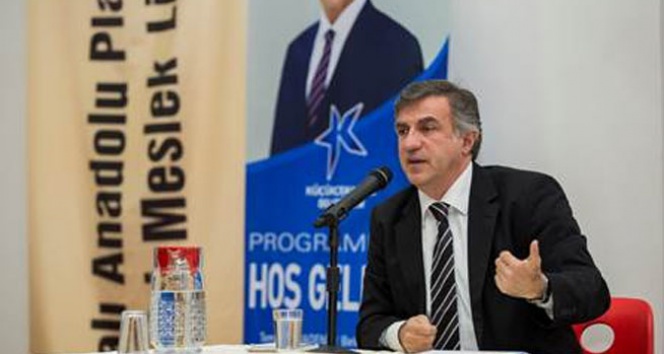 Kucur: ' Hayat, TV, GSM ve internetten ibaret değil'