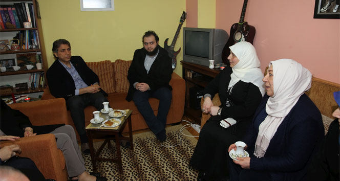 Başkan Demir’den Deah Barakat’ın teyzesine taziye ziyareti