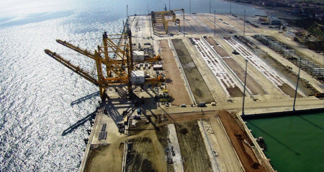 Türkiye’nin en büyük konteyner limanı Asyaport&#039;ta sona gelindi