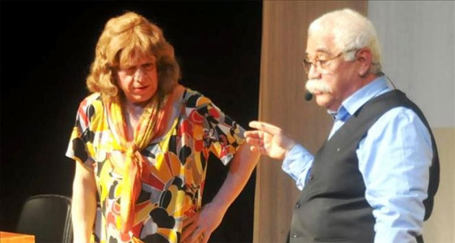 Levent Kırca Ayvalık'ta sahne aldı