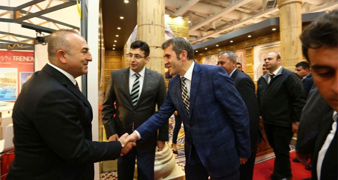 Dışişleri Bakanı Çavuşoğlu, Gaziantep standına özel ilgi gösterdi