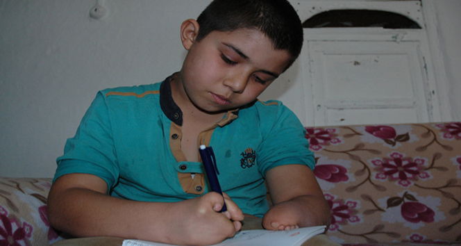 Annenin elleri olmayan oğlu için feryadı