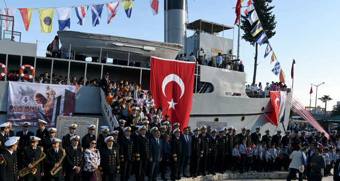 Kahraman gemi gelin gibi süslendi