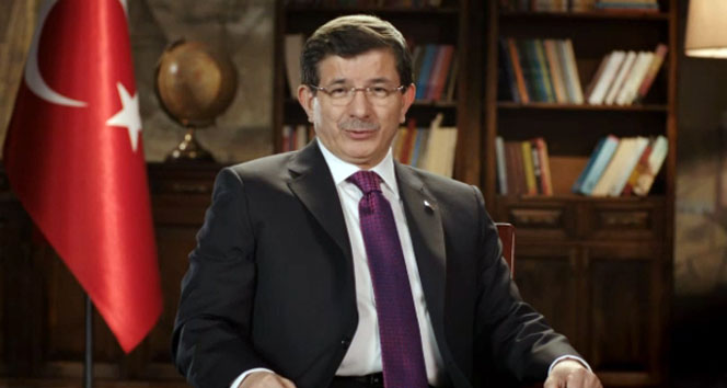 Başbakan Davutoğlu&#039;ndan emeklilere müjde