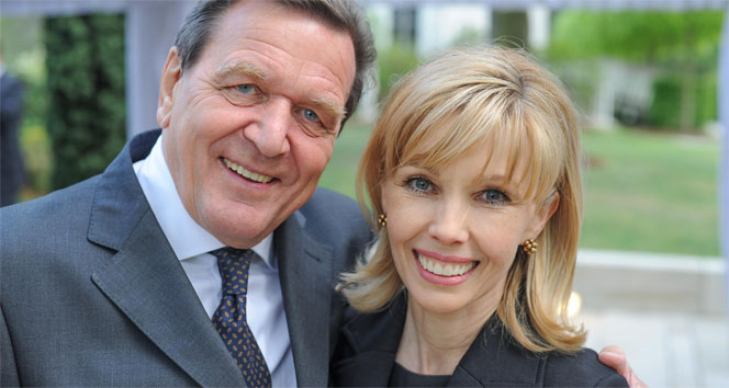 Almanya eski Başbakanı Schröder boşanıyor