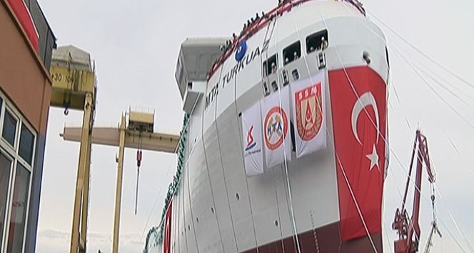 Türkiye’nin ilk yerli sismik araştırma gemisi denize indirildi