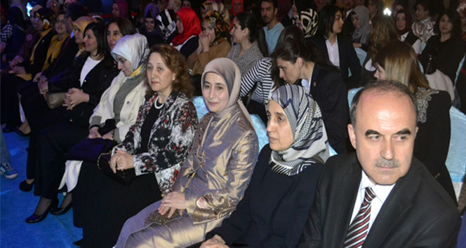 Sare Davutoğlu'nun katılımıyla Anadolu Selçuklu Kültür Defilesi