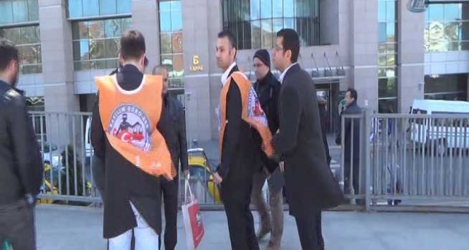 Adliye'de yine arama gerginliği!