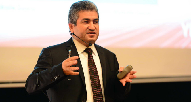 TÜBİTAK Başkanı Altunbaşak görevinden ayrıldı