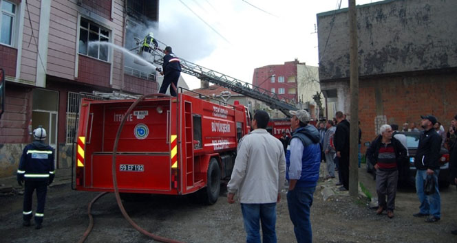 Sobayı benzinle tutuşturmak isteyince...