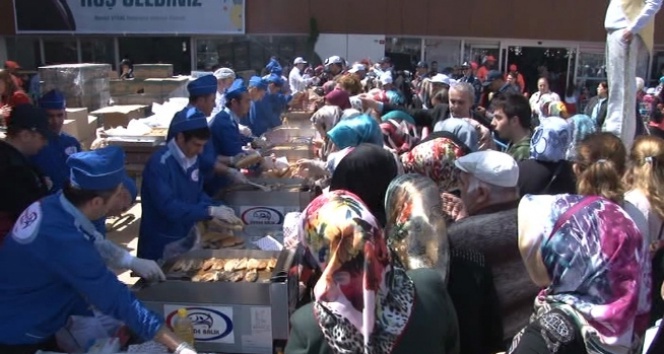 Balık festivalinde kendilerinden geçtiler