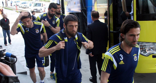 Fenerbahçe’ye Bursa’da taraftar şoku!