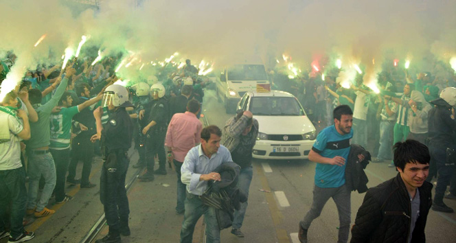 Bursaspor&#039;a statta coşkulu karşılama