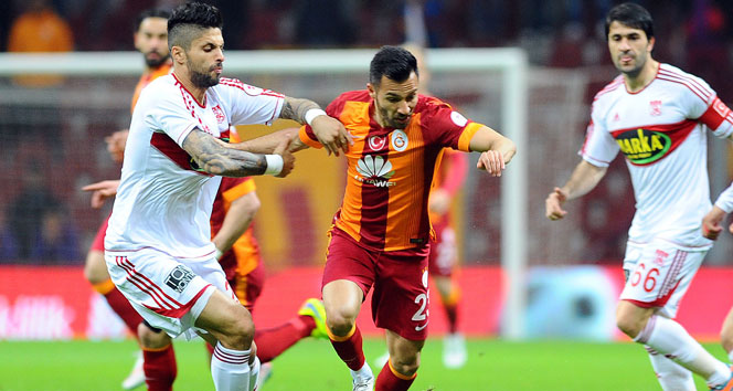 Galatasaray Sivasspor&#039;u 4-1 mağlup etti