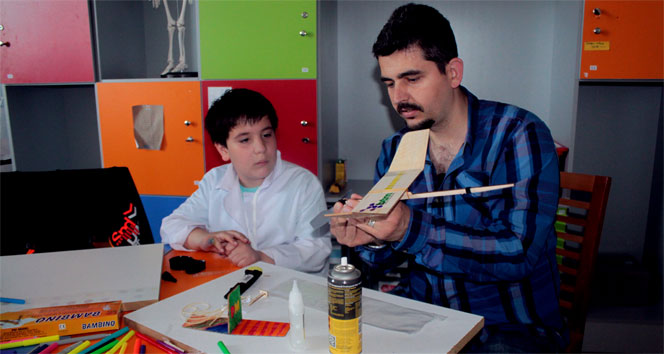 Pilot ve uçak mühendisleri burada yetişiyor