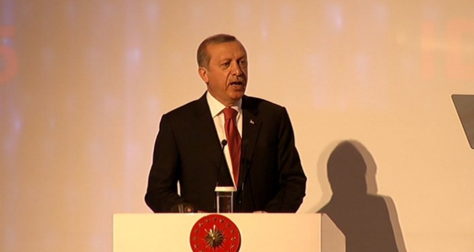 Erdoğan: ‘Mülteci gemilerine kayıtsız kalıyorlar’